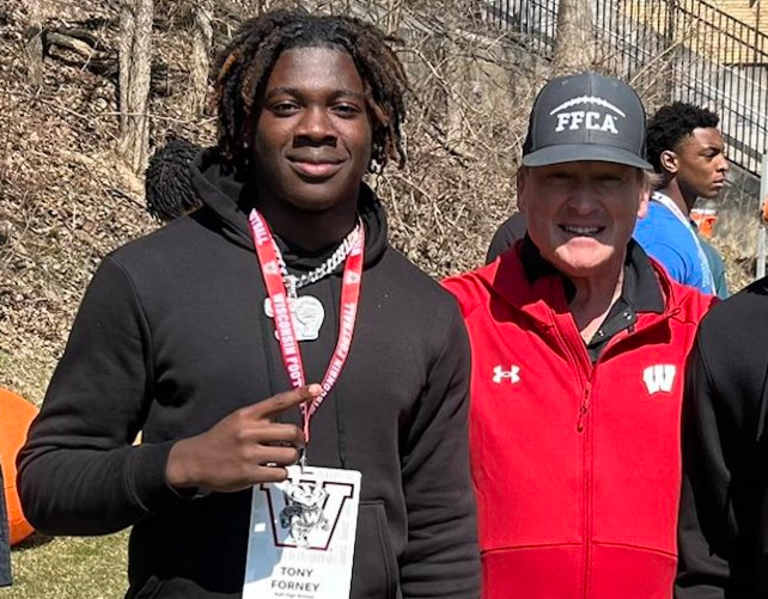 wisconsin.rivals.com